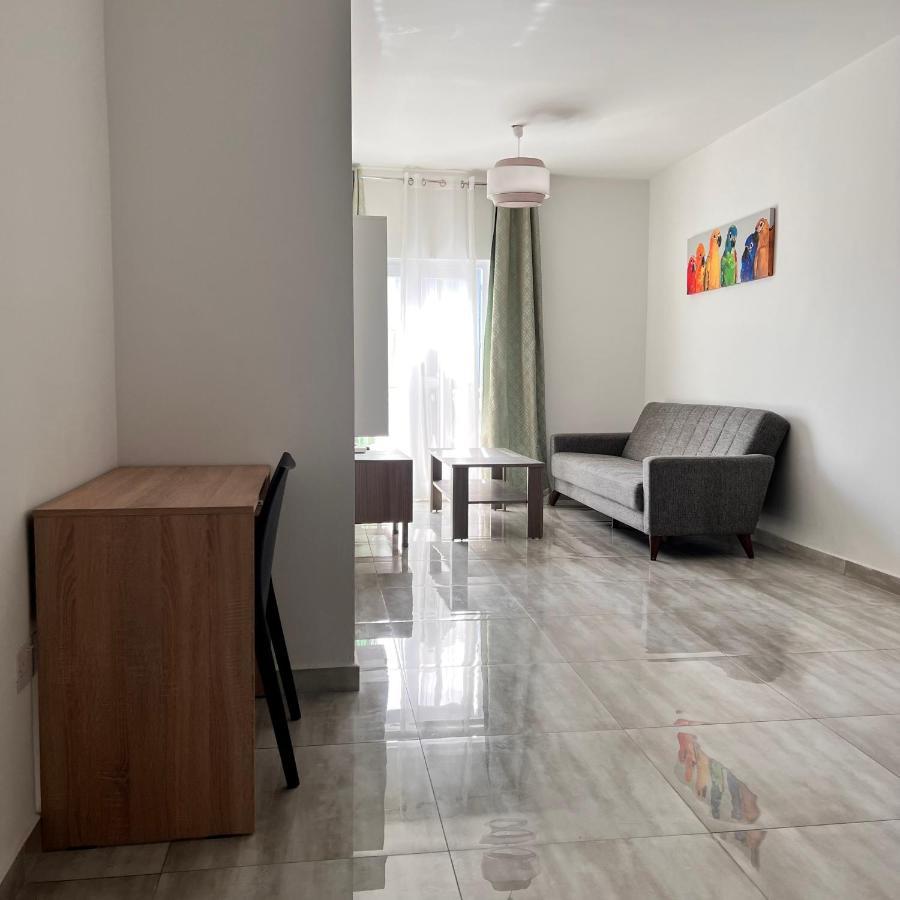 F5 Room 1, Private Double Room With Private Bathroom And Balcony In Shared Flat Msida Exteriér fotografie